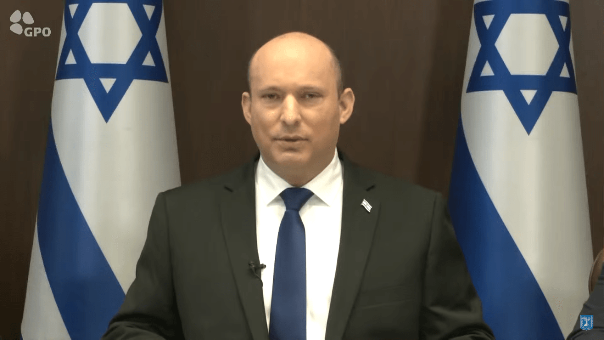 בנט בעקבות גל הטרור: "בעלי רישיון נשק, זה הזמן לשאת אותו"