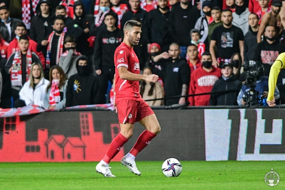 איתי שכטר: "בורא עולם החליט כנראה שהכדור יפגע לו ביד"
