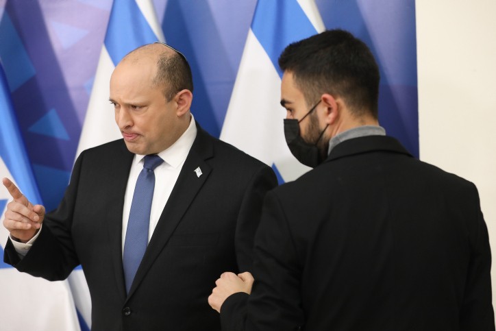 בנט במענה לשאלת ערוץ 14: "דוגמה לאיך מחרחרים כאוס"