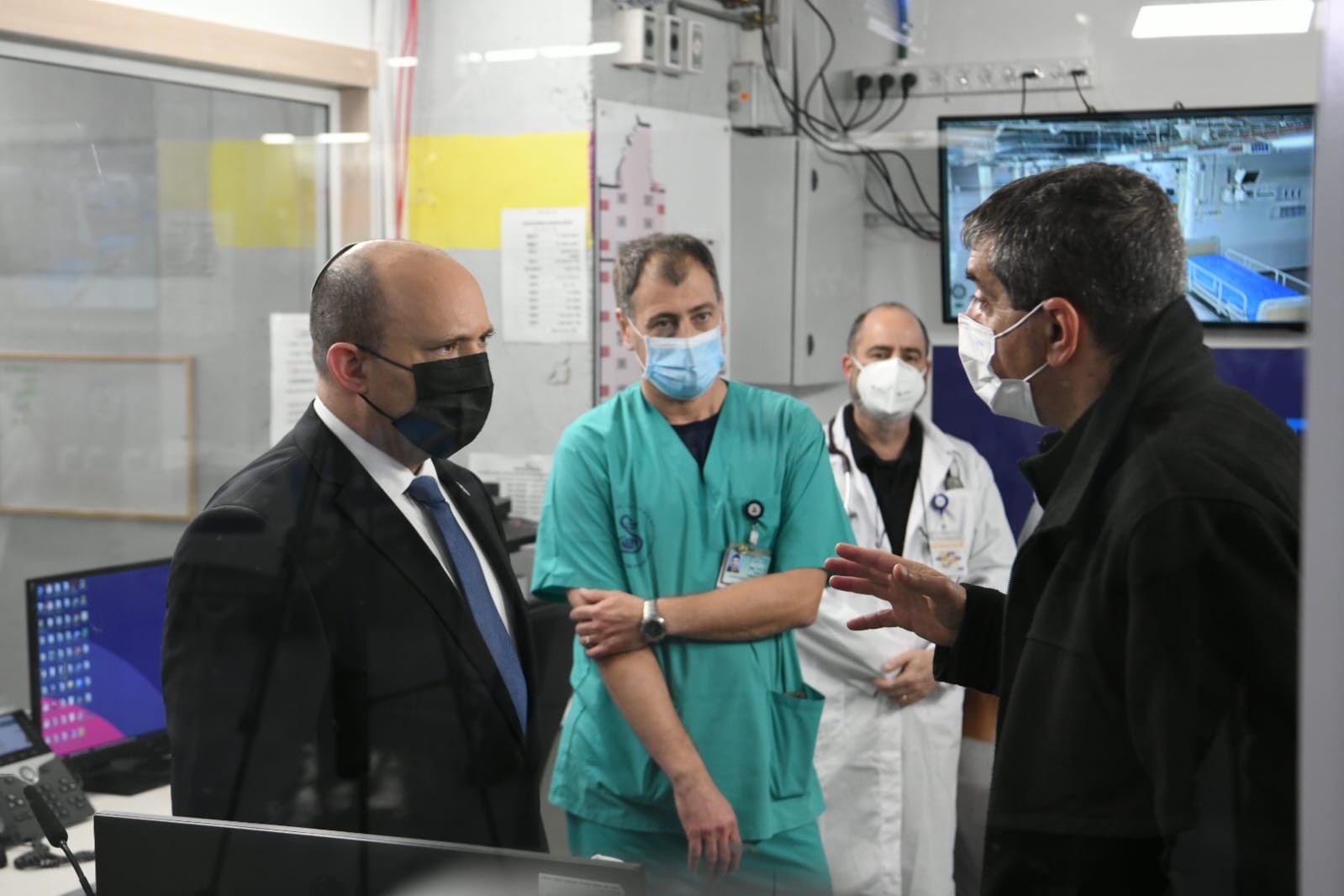 נפתלי בנט, בית החולים שיבא תל השומר. צילום: עמוס בן גרשום/לע"מ