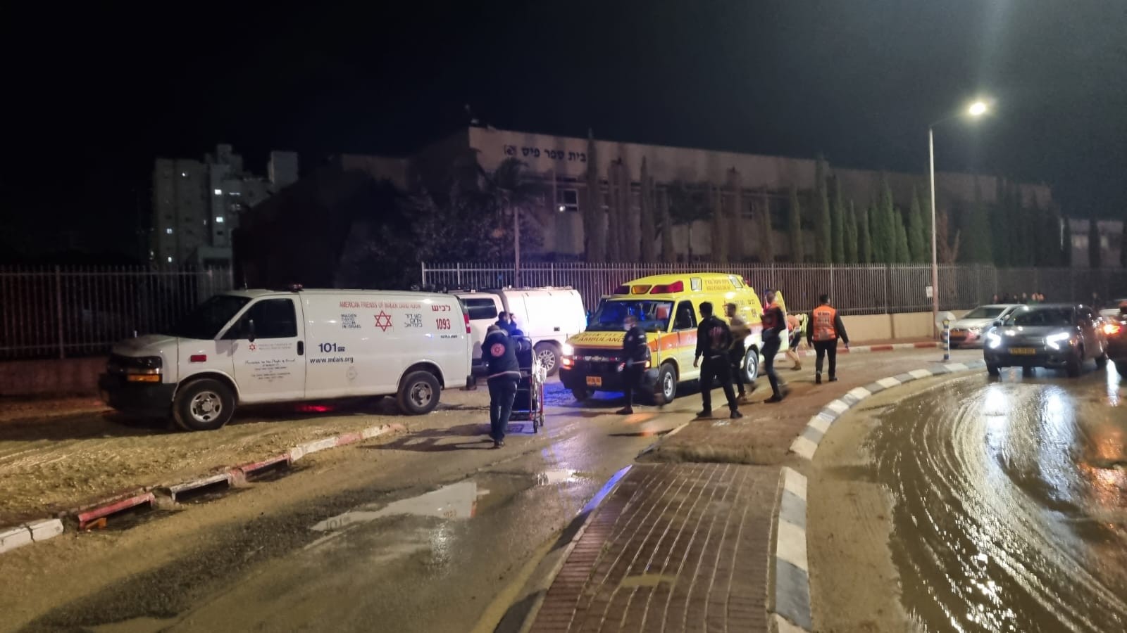 שלושה בני משפחה נפצעו קשה מדקירות - הרקע לאירוע פלילי