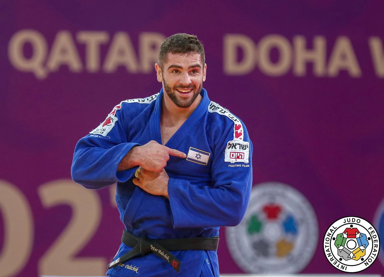 התנהגות של לוזר: היריב הרוסי הפסיד לישראלי - וביזה את המעמד