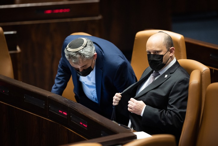 עכשיו כשבנט חולה בקורונה, אולי מישהו בממשלה יתעורר?