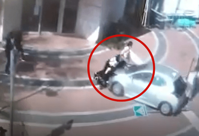 ראשל"צ: נהג איבד שליטה, התנגש בחלון ראווה ופגע בהולכי רגל