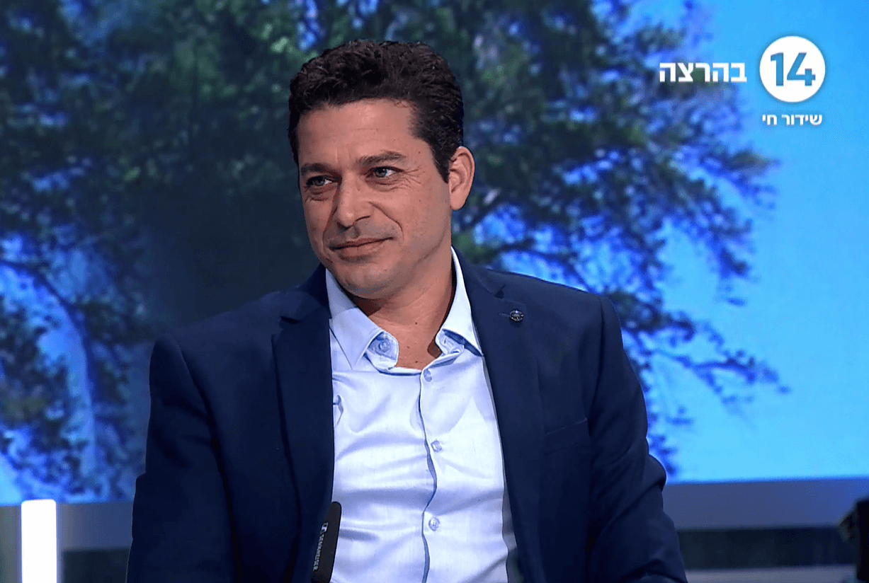 ח"כ שיקלי 'עושה היסטוריה': קרבות תל-חי ותפילת 'יזכור'