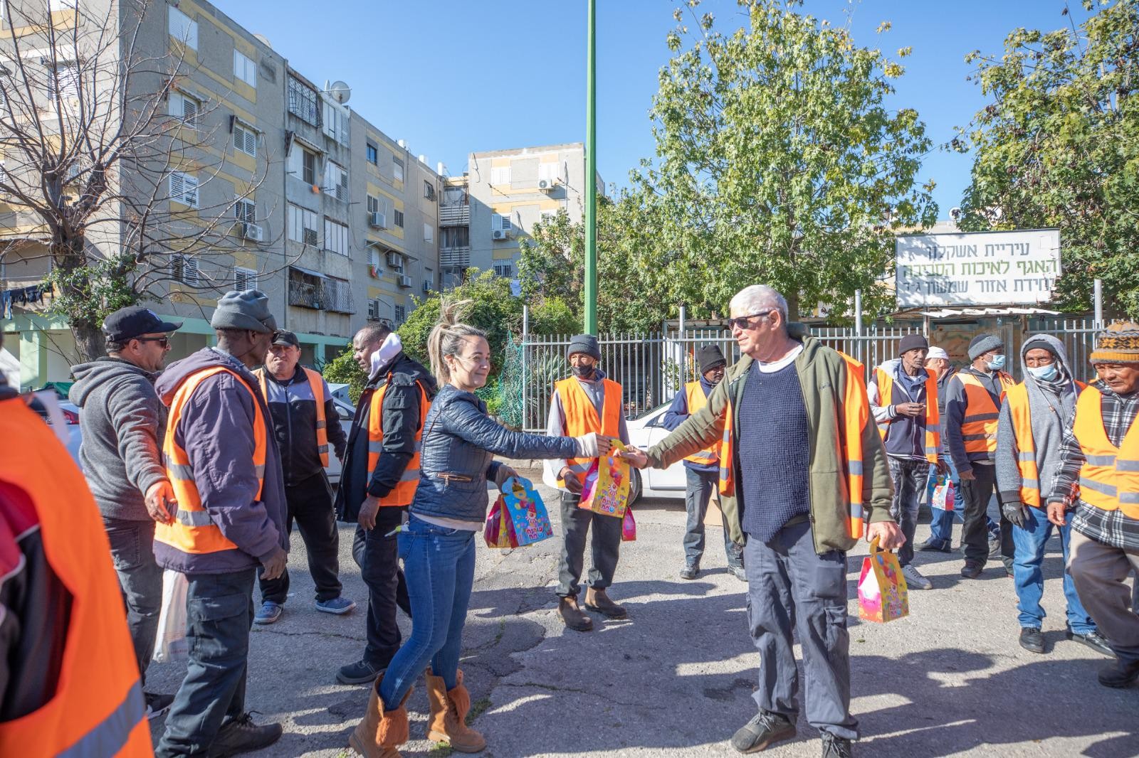 אשקלון מוקירה תודה: למי חולקו למעלה מ-200 משלוחי מנות?