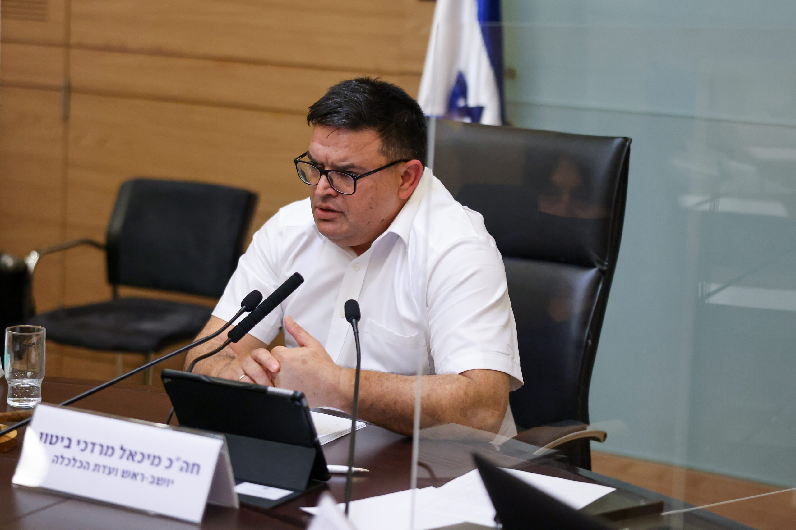 "כבוד לרע"מ והתעלמות מהפריפריה": התגובות על פרישת ח"כ ביטון