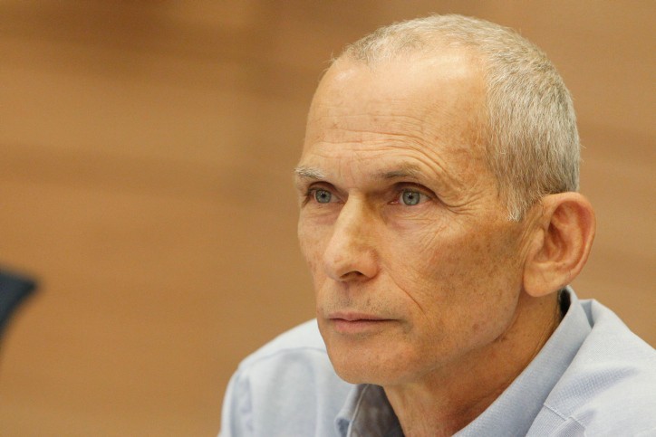 האם זו הסיבה מאחורי הציוץ התמוה של עמר בר-לב?