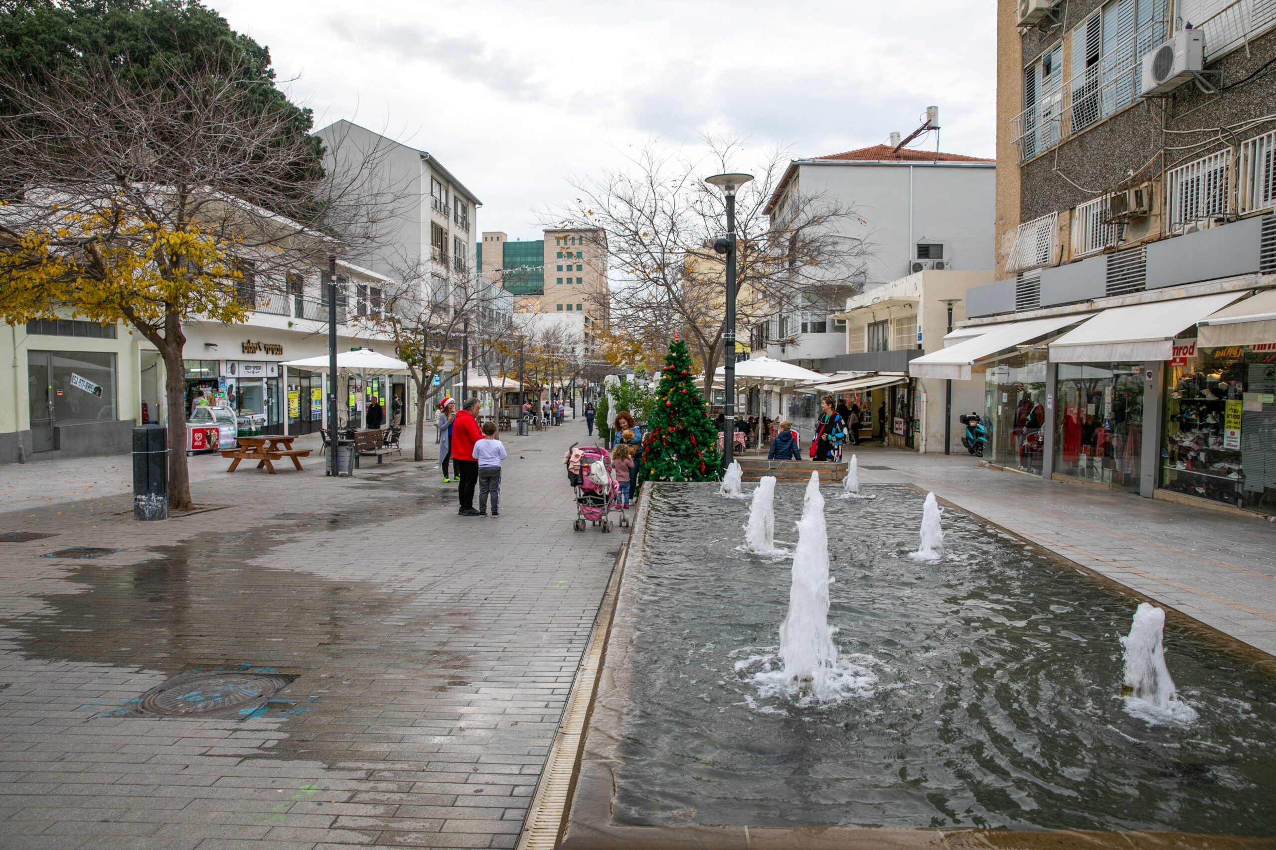 ויקרא שמו בישראל: הנער שזכה לרחוב על שמו בחייו
