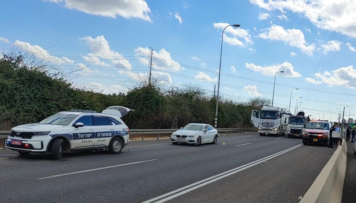 ניסיון חיסול לאור יום: שני פצועים מירי, 4 חשודים נעצרו