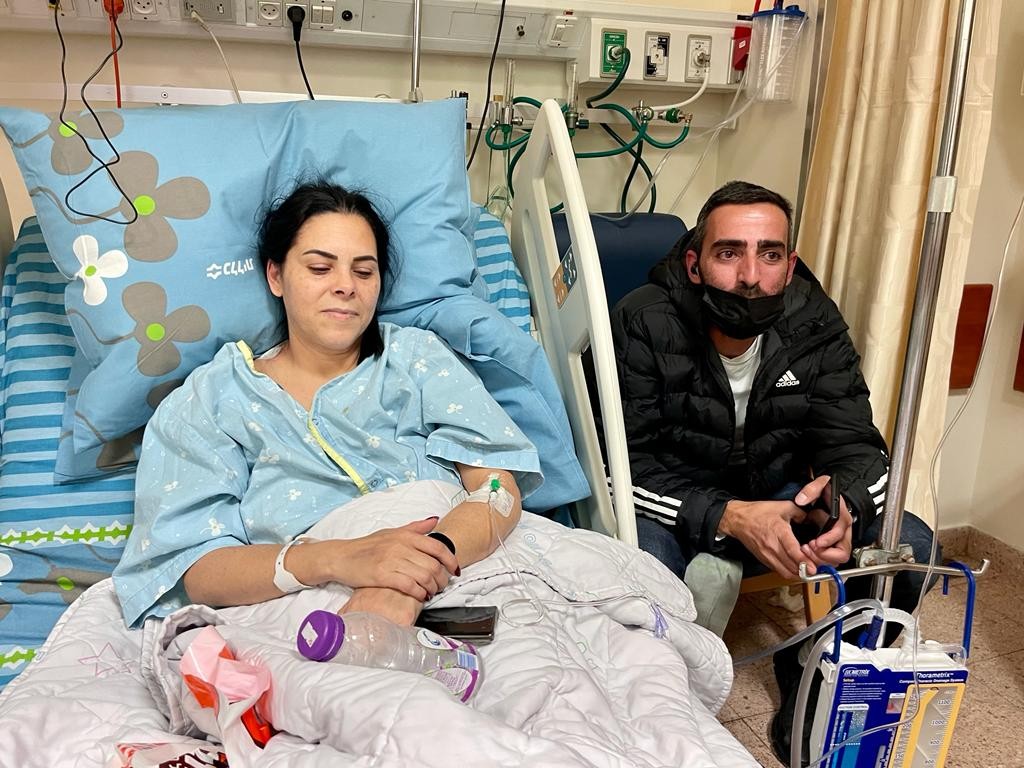 פצועת הפיגוע משחזרת: "היו לו מבט רע בעיניים, קרה לי נס"