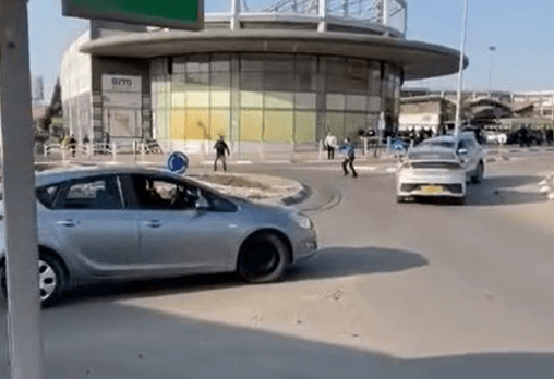הכתובת היתה על הקיר, באותיות של דם | דעה