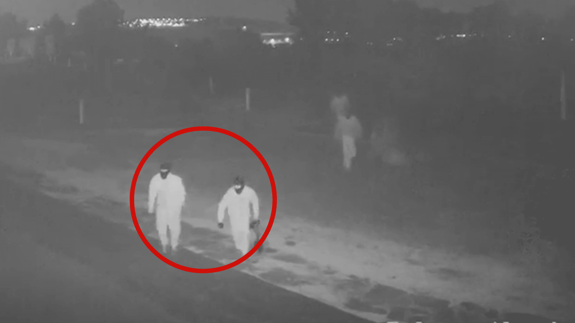 הפריצה למוזיאון גולני: מתגנבים ונמלטים עם השלל | תיעוד