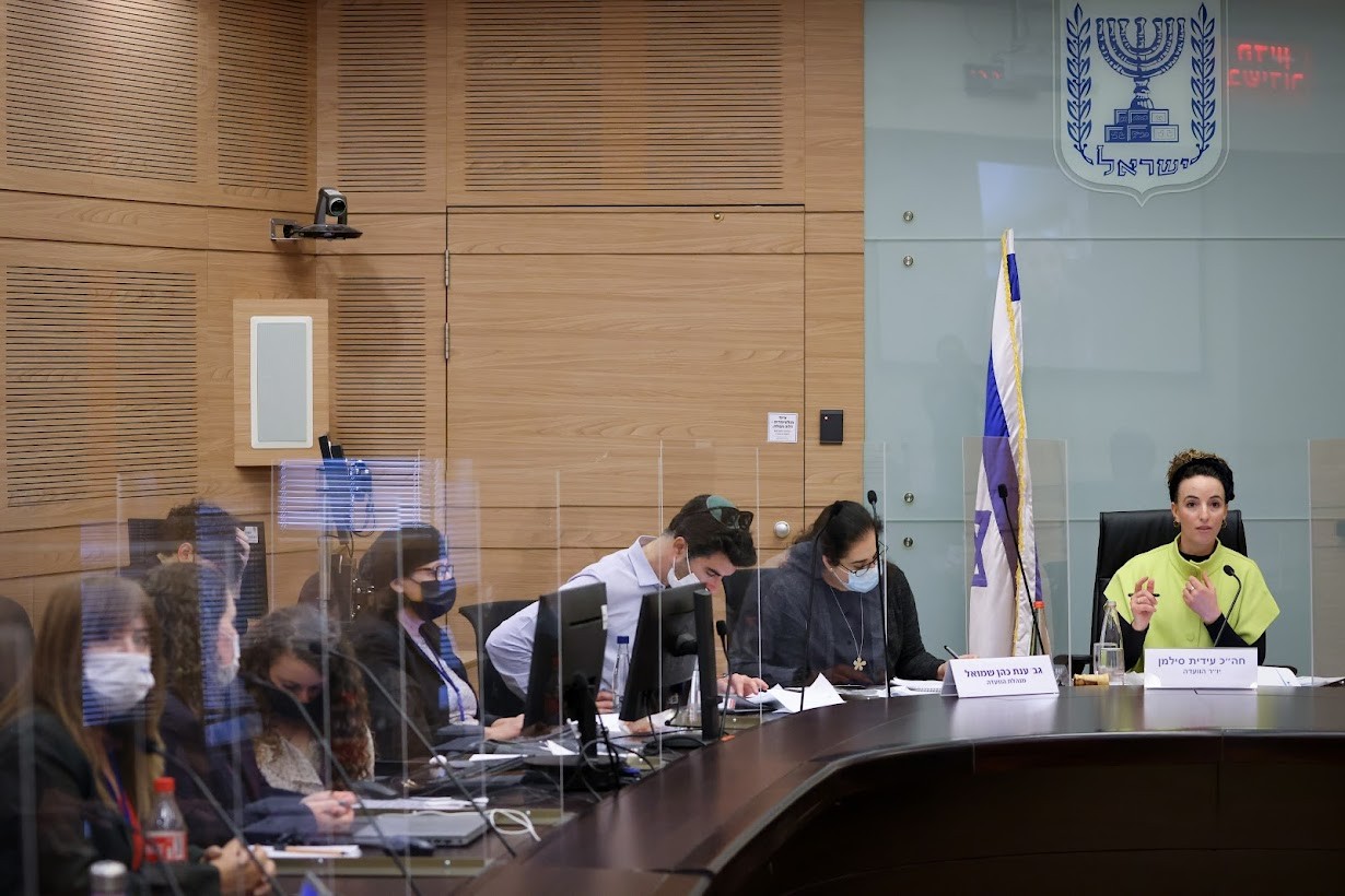 "אנשים לא רוצים לאבטח בשכר הזה; איך זו לא עבודה מועדפת?"