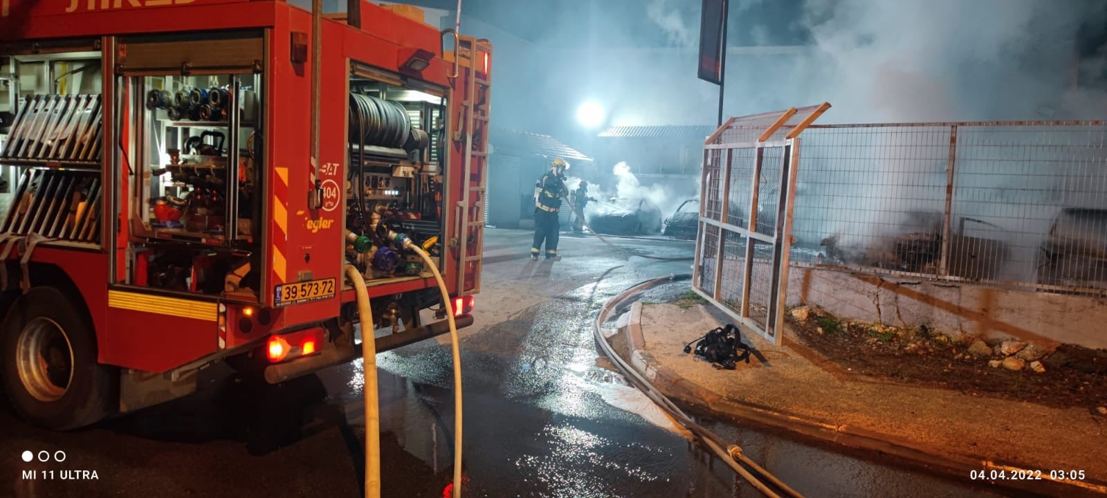 במהלך הלילה: רכבים עלו באש בקריית שמונה - הנסיבות נבדקות