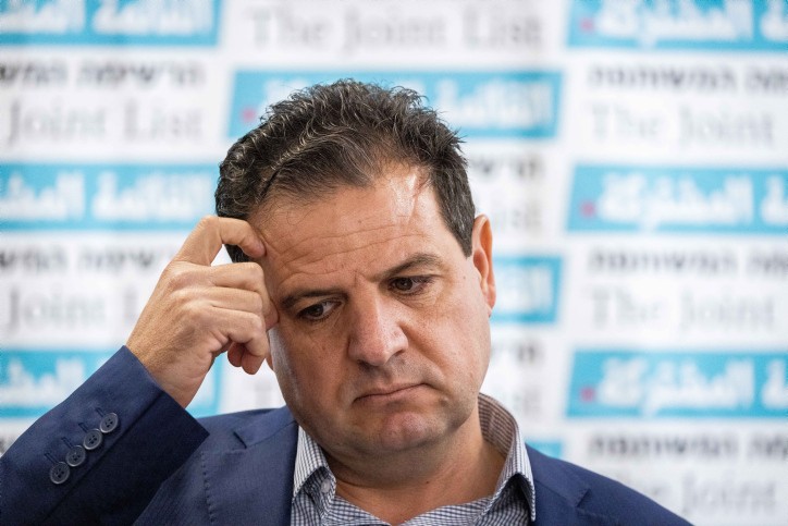 מופתעים? איימן עודה מסביר מדוע הערבים צריכים להצטרף למחאה נגד הרפורמה