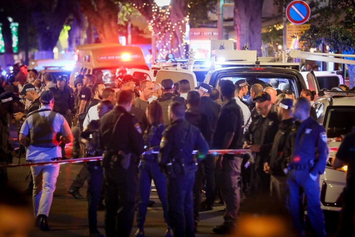 גופי הביטחון בביקורת על סיקור הפיגוע: "הפכו את המרדף לתוכנית ריאליטי"