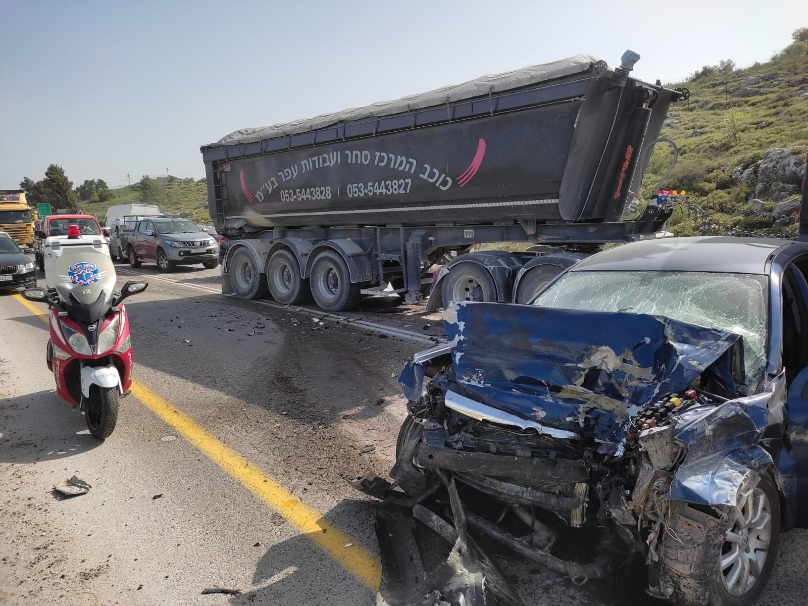 זירת התאונה. צילום: איחוד הצלה סניף אריאל