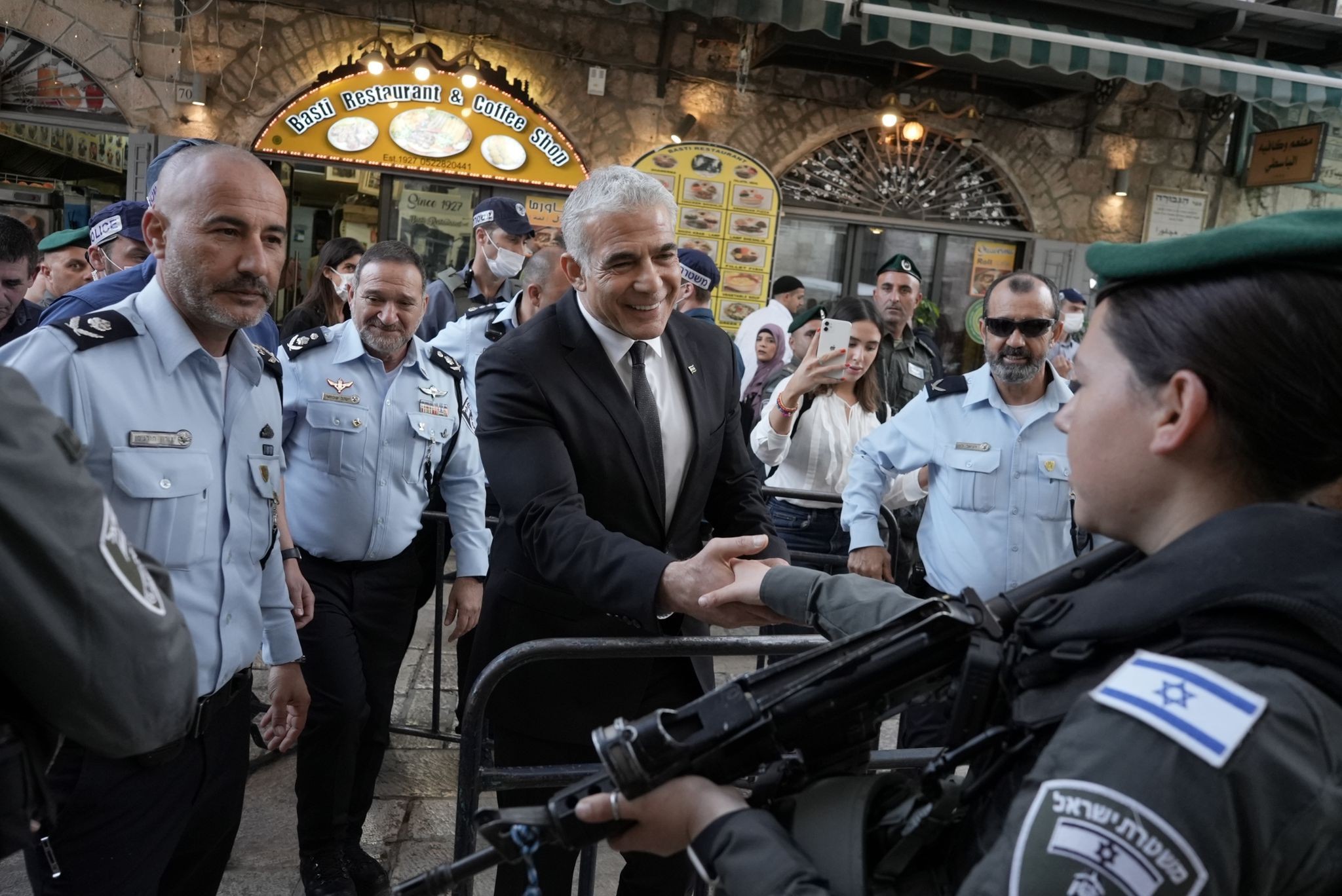 הרש"פ מגנה את ביקור לפיד בשער שכם: "התפרצות פרובוקטיבית"