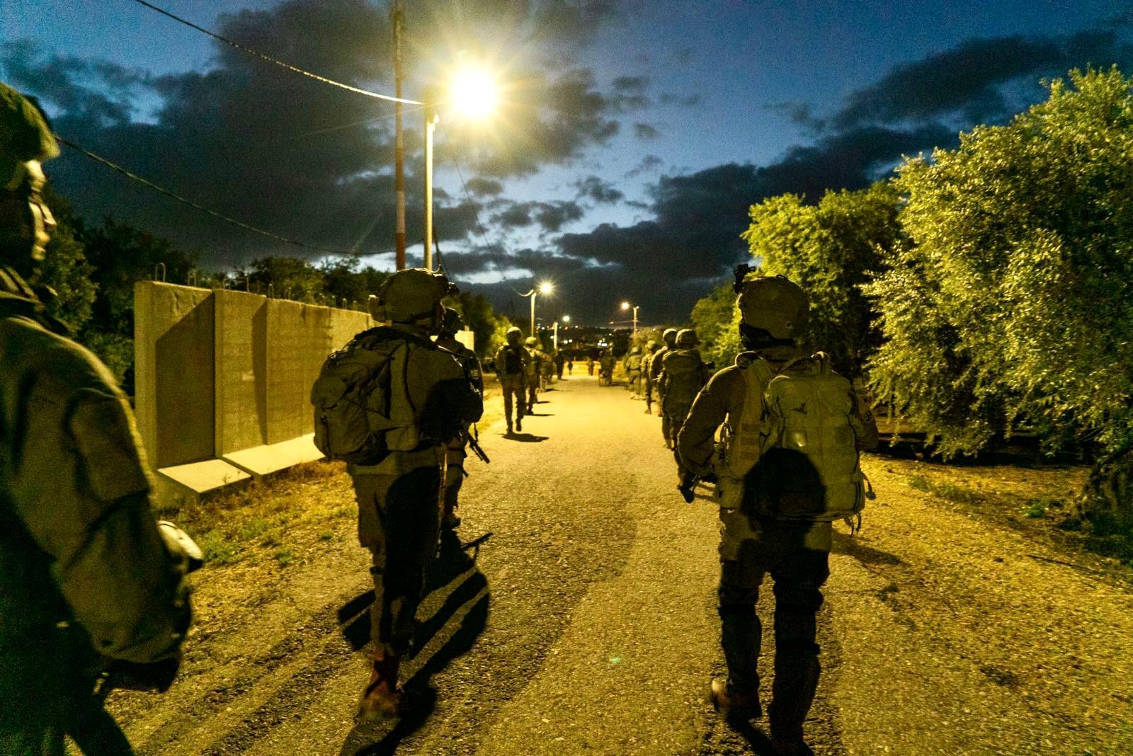 לילה שוקק בשומרון: השלכת מטענים ומעצרים נרחבים | תיעוד