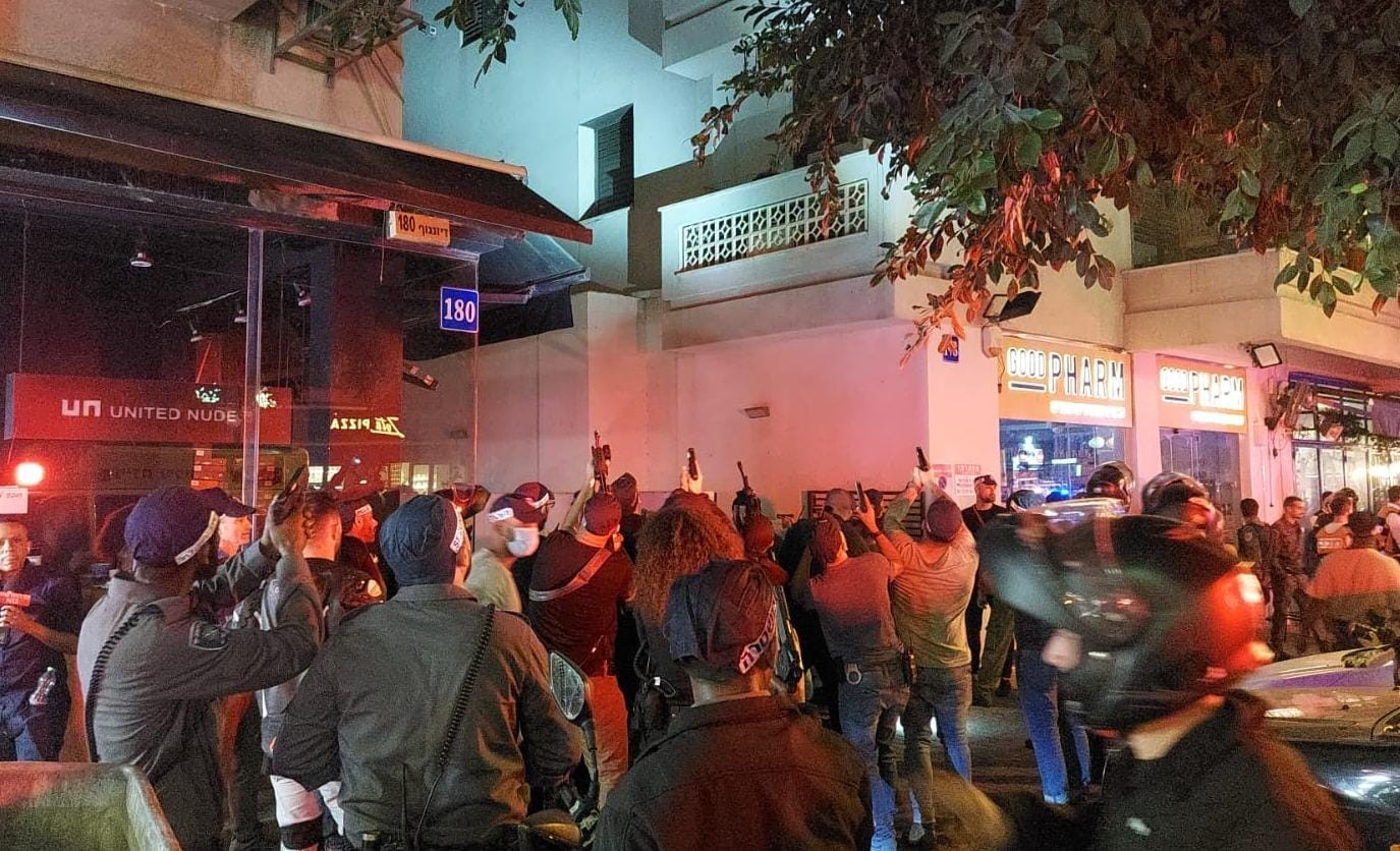 "דם יהודי הפך להיות הפקר" | התגובות לפיגוע הקשה בתל אביב
