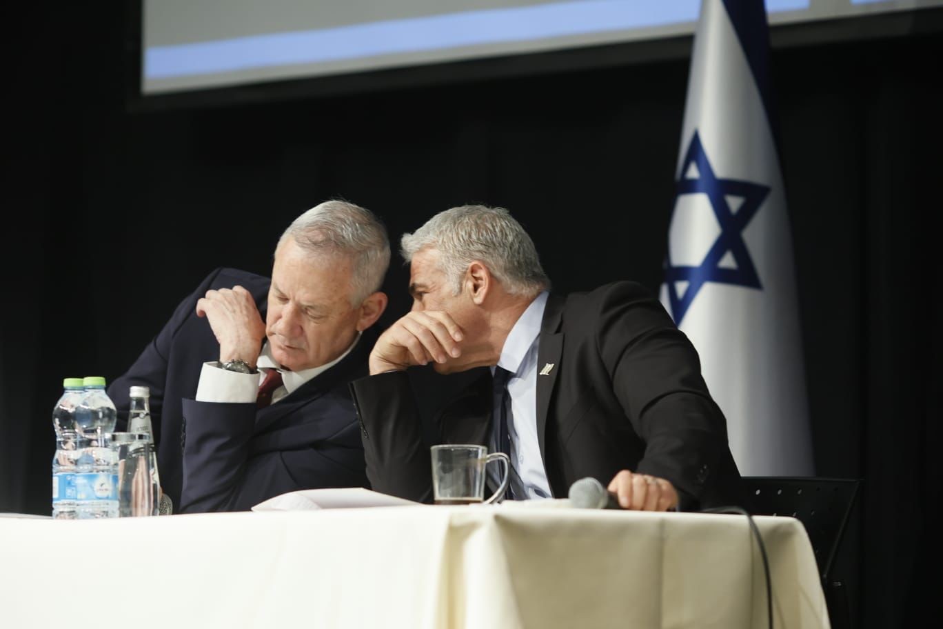 ח"כ אוחנה: "בשומר החומות - גנץ ולפיד הרעילו את השיח נגדנו"