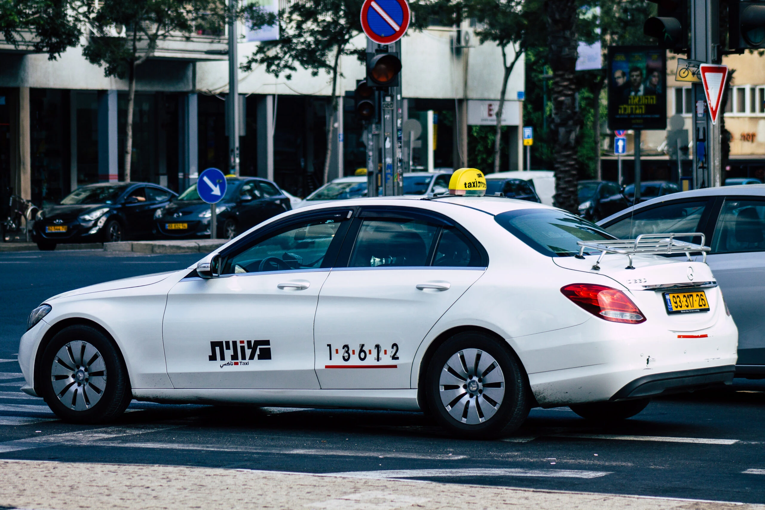 למה בשנת 2026 אתם לא יכולים לשלם במונית עם כרטיס אשראי?