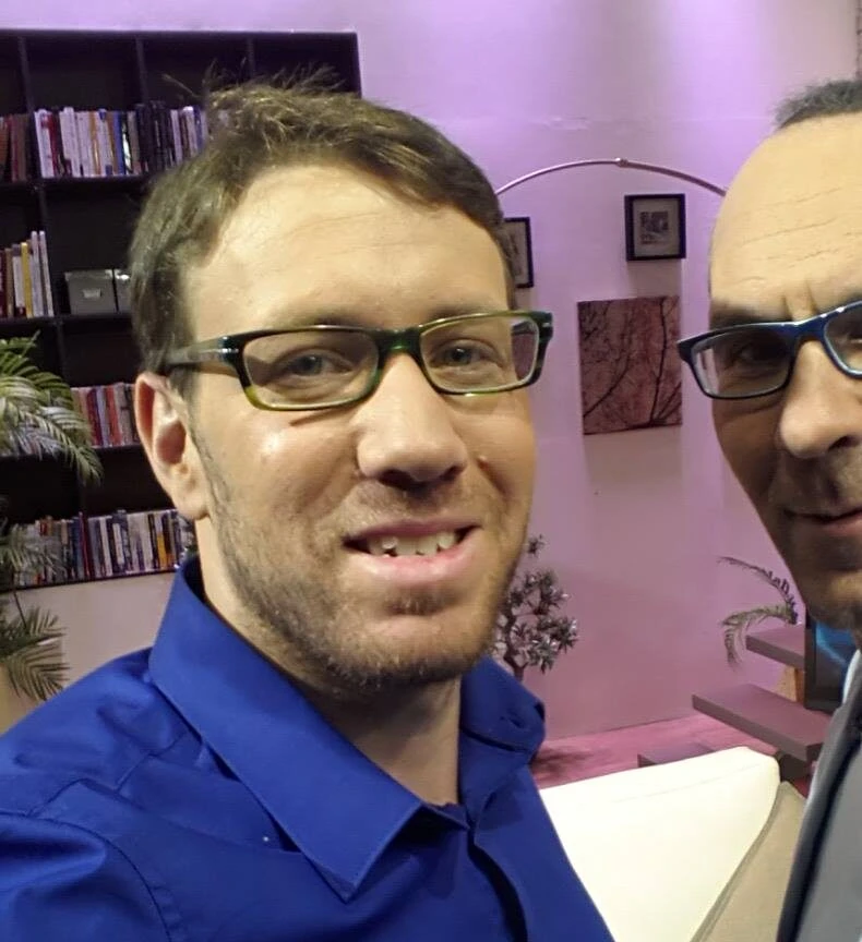 תעלומה: מי מנסה לפרוץ לחשבון הטוויטר של העיתונאי?