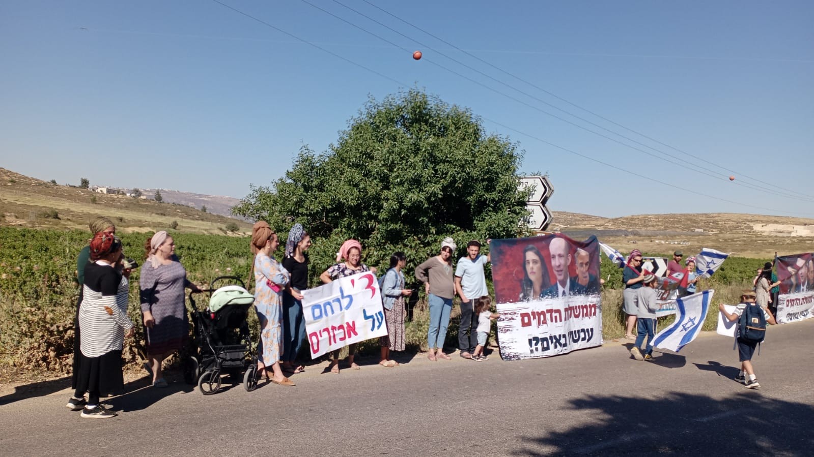 בזמן שבנט ביקר בקידה: החשמל ביישוב נפל - התושבים זעמו