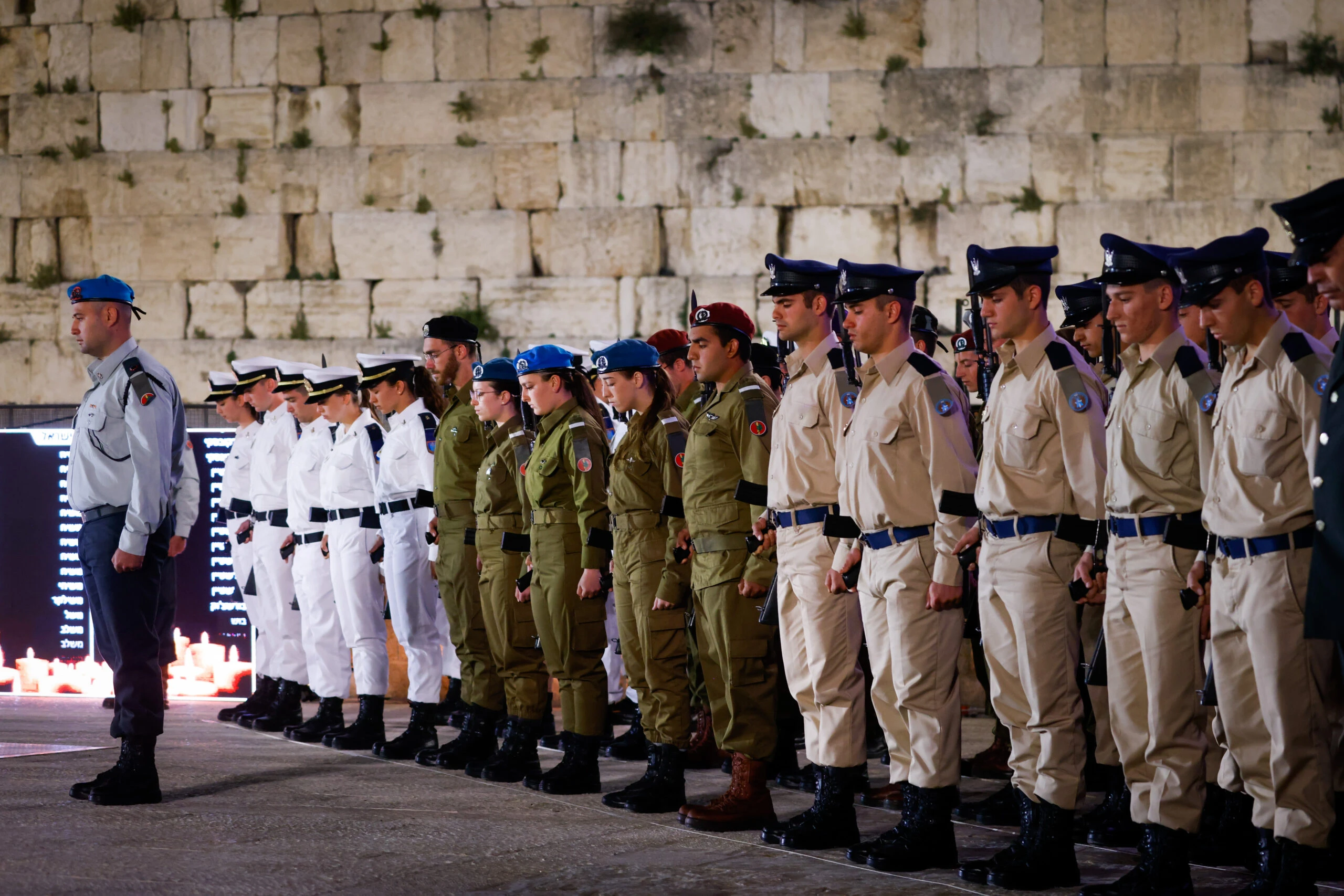 ברחבת הכותל התקיים הערב טקס הזיכרון הממלכתי