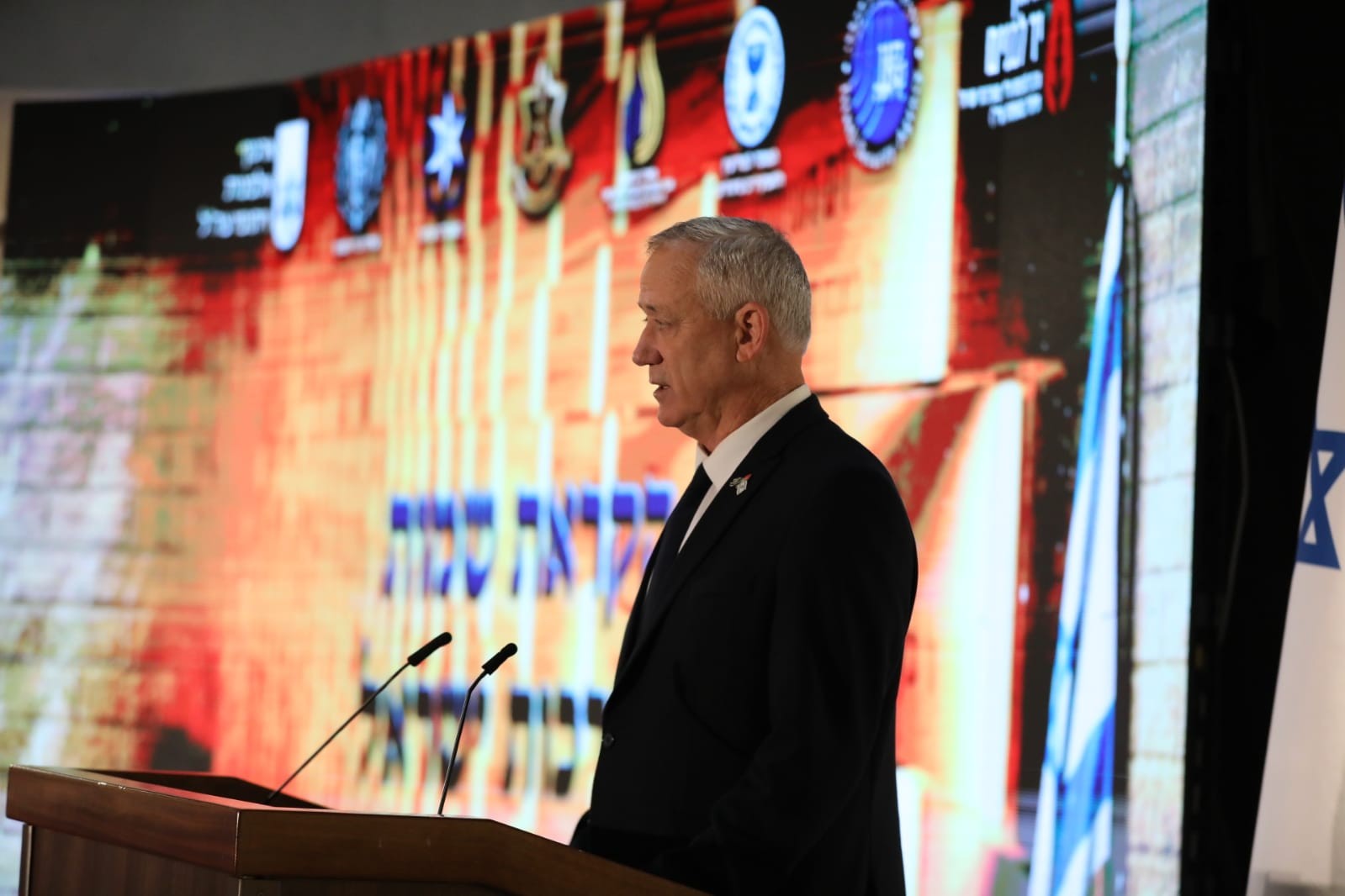 8 שנים למבצע 'צוק איתן' - גנץ: "פועלים להשבתם של השבויים"
