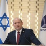 אישה בת 60 נעצרה בחשד ששלחה את מכתבי האיום למשפחת בנט