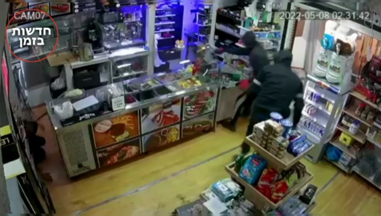 תיעוד קשה: שני אנשים נורו בפיצוציה בדבוריה - מצבם בינוני