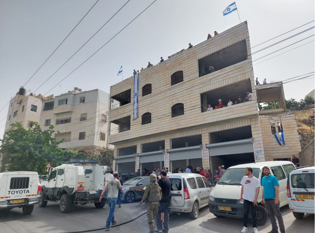 זעם בימין: "הממשלה מקריבה את המתיישבים כדי לשמר את רע"מ"