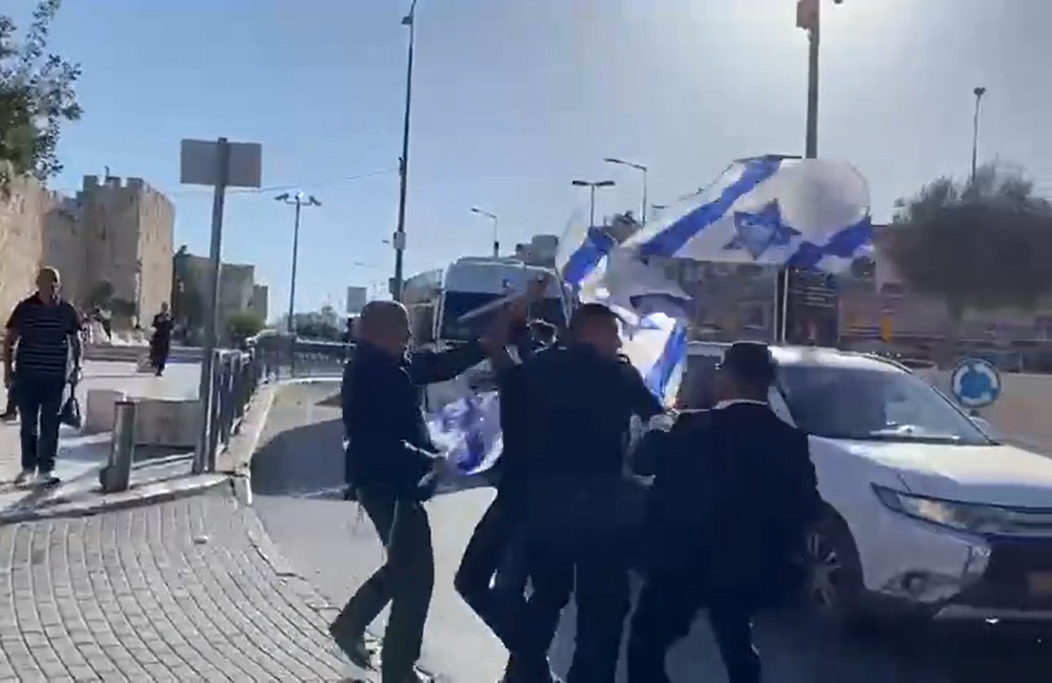 ערבי תקף את סגן רה"ע ירושלים - שלא ויתר לו | צפו