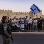 המשטרה ממליצה לקיים את צעדת הדגלים דרך שער שכם