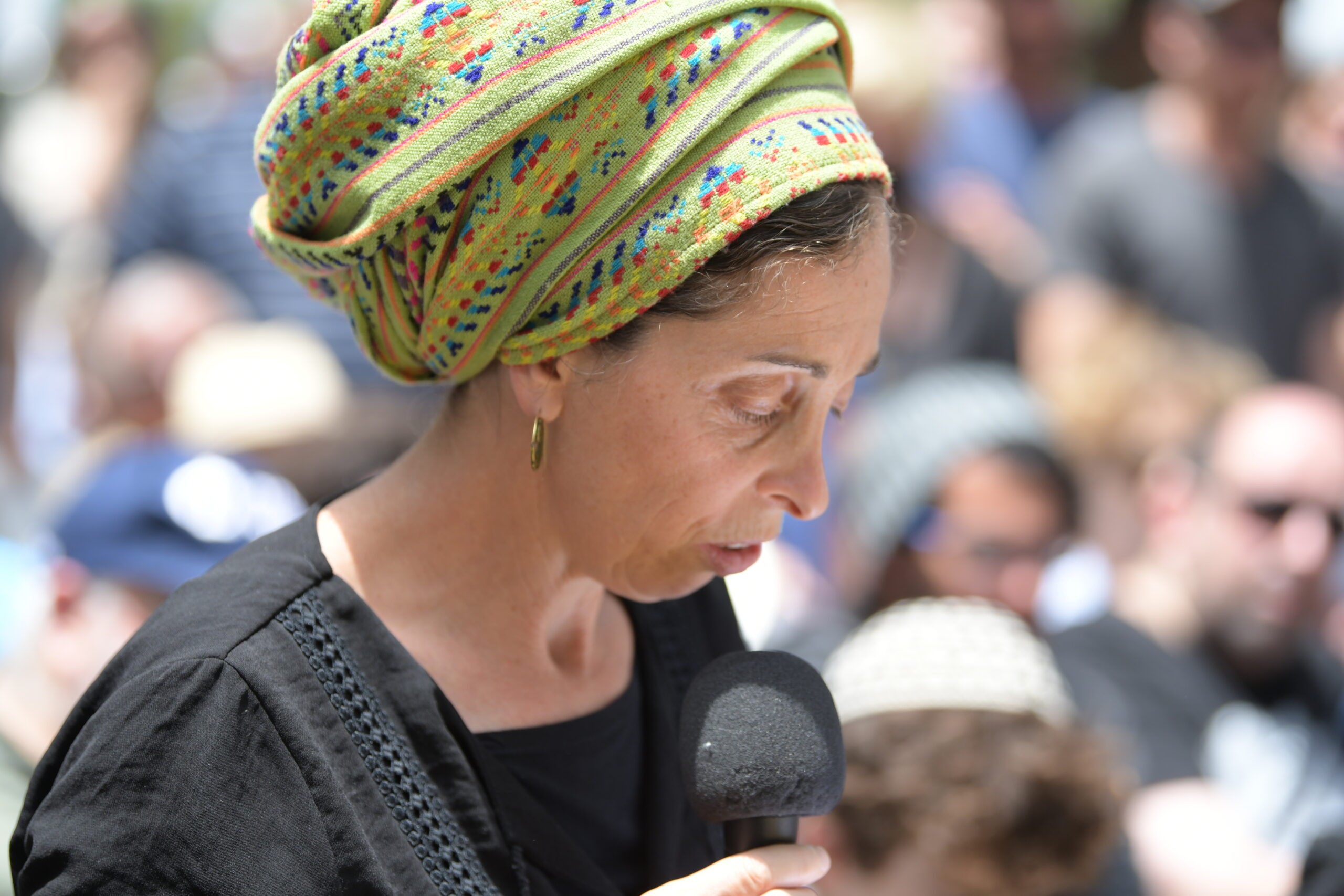 "בקשה קטנה מעם ישראל": אלמנתו של נעם רז במכתב מרגש
