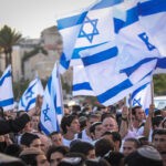 "בהנפת הדגל אין מסר שלילי, מחברים את העם מחדש"