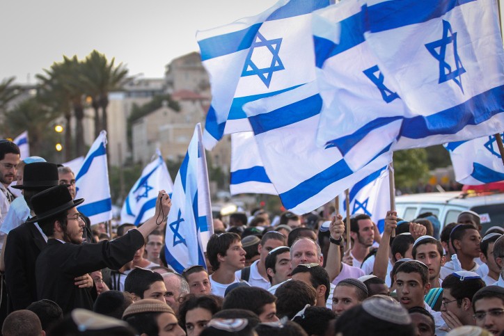 הקרב במערכת החינוך: מי יניף את הדגל ביום ירושלים?