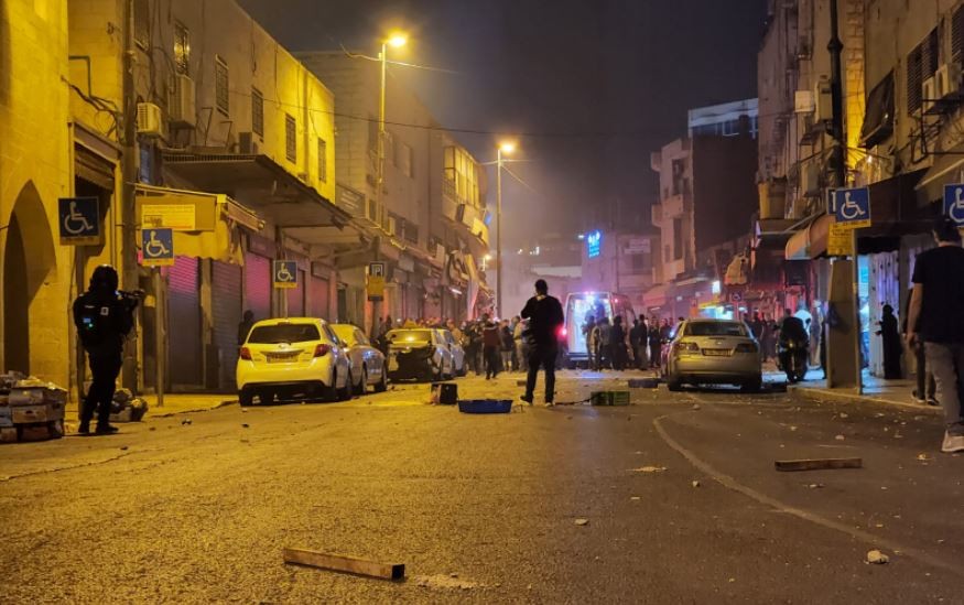 לילה סוער בבירה: כוחותינו מותקפים בידי פורעים ערבים
