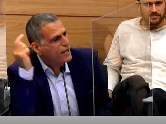 ח"כ מוסי רז בוועדת הכספים, היום. ערוץ הכנסת
