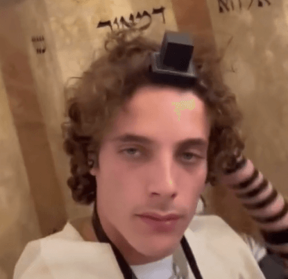 צפו: האם דודו פארוק חוזר בתשובה?