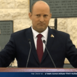 בני משפחות השכול צעקו לבנט: "נוכל, תתבייש לך"