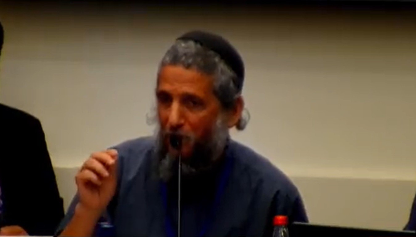 יו"ר עמותת בוחרים בחיים, פואה. צילום: ערוץ הכנסת