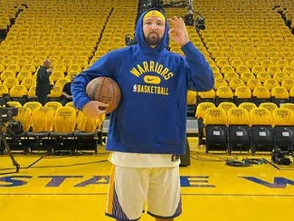 התחזה לכוכב NBA, הצליח להגיע לפרקט - והורחק לכל החיים