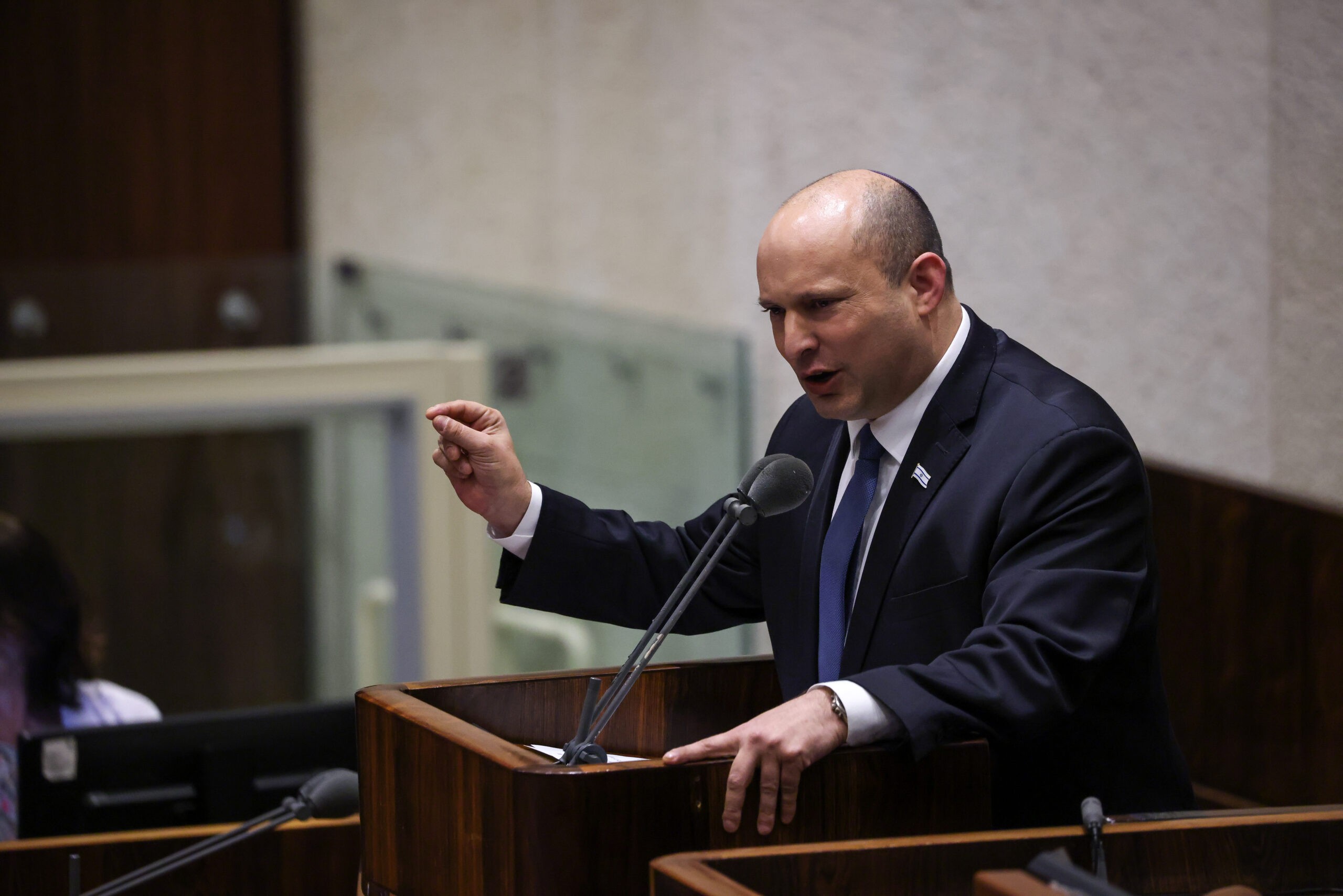 בנט על ההסכם ביהדות התורה: "מהלך שמסכן את עתיד המדינה"