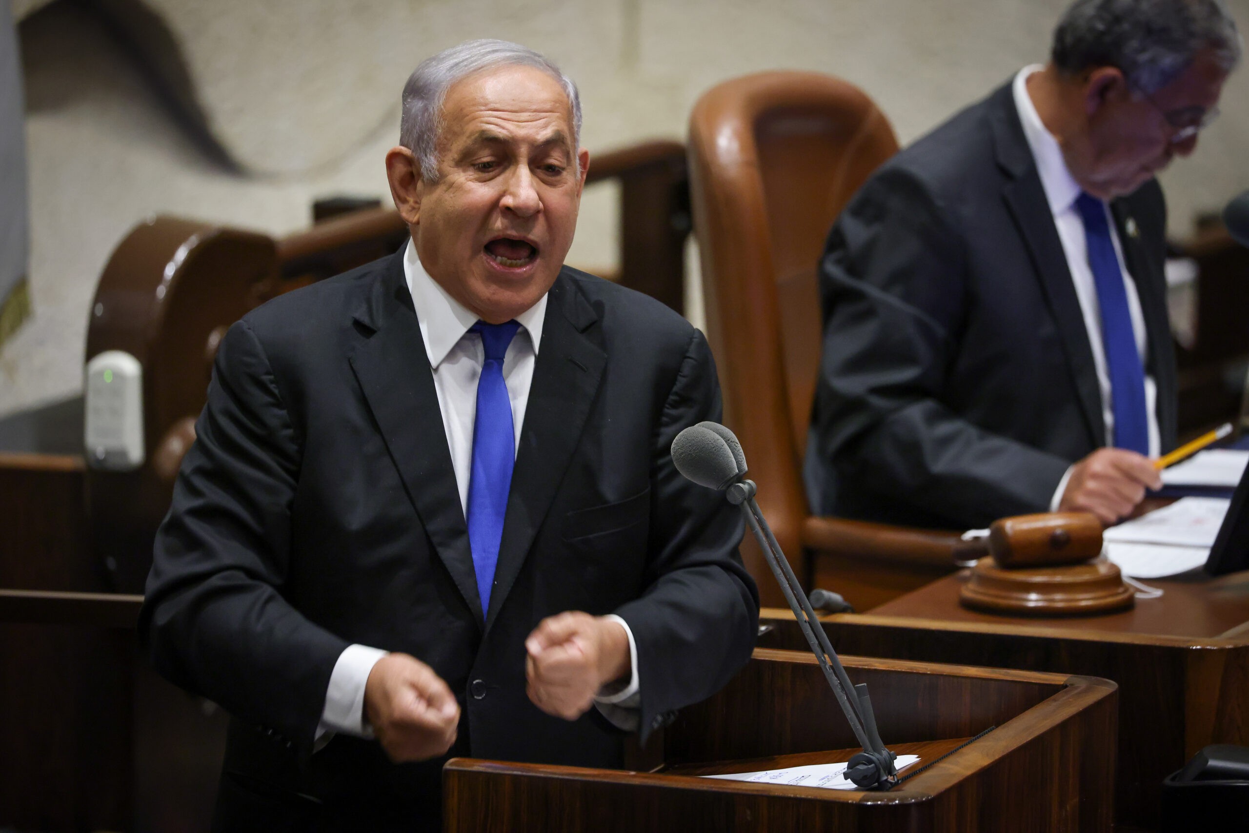"תיק 9000": נתניהו עוקץ במליאה את מערכת המשפט | צפו