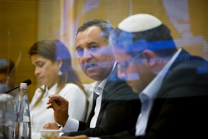 הח"כ מיש עתיד משתף: "אמרו לי: מצאנו את אבא שלך זרוק ברחוב"