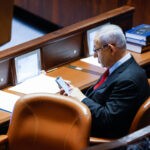 ״זה תרגיל״ | תיעוד: יאיר נתניהו מזהיר את אביו מאיילת שקד