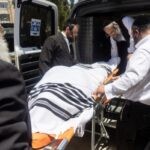 "הארת לנו את דרך הישר": הרב אורי זוהר הובא למנוחות